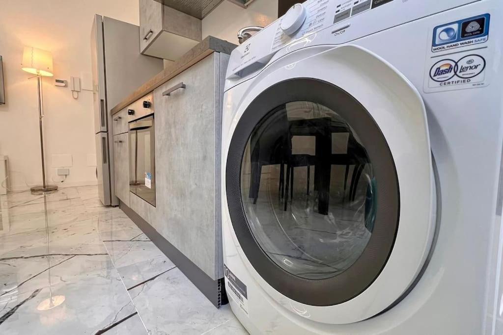 Urban House - Modern Flat Navigli Milan Center Apartment Екстериор снимка